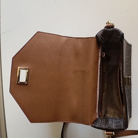 Purse - Picture 2 of 2